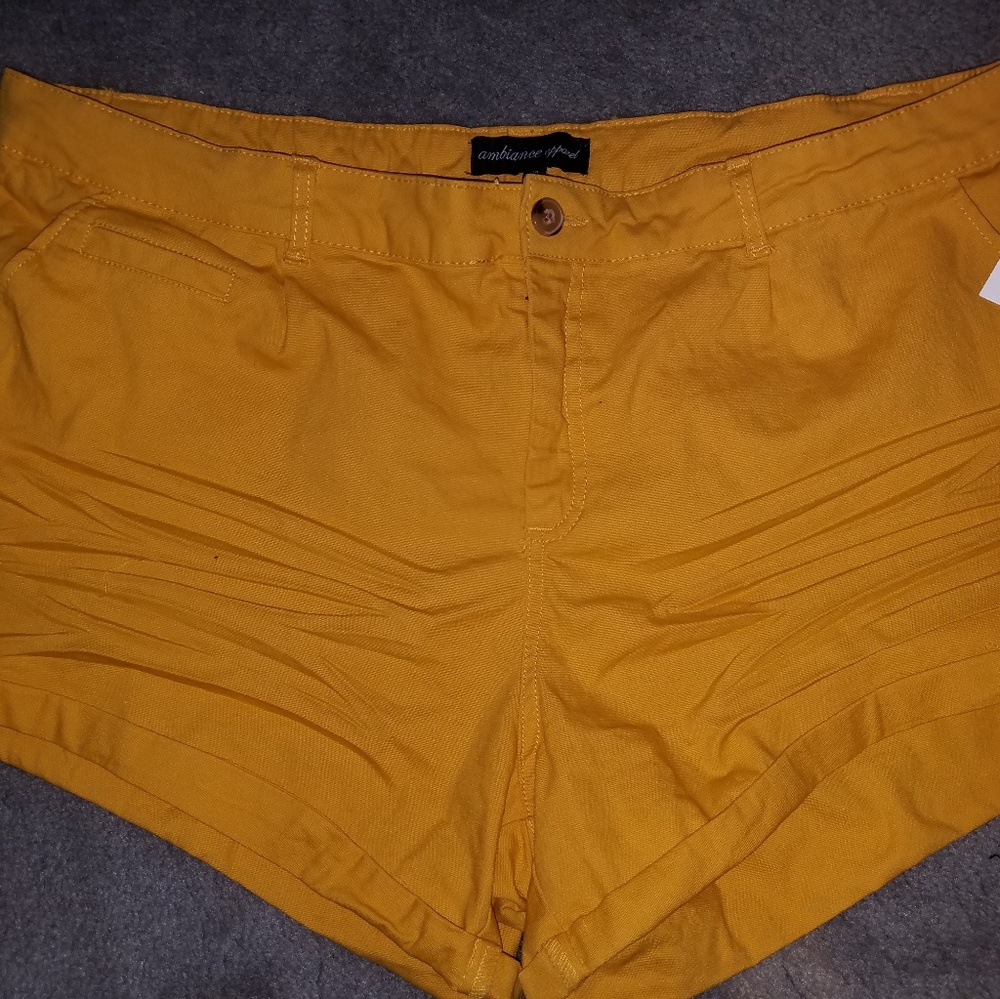 Plus Size Twill Shorts